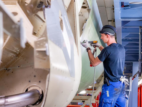 Manufacturing & Quality professional Manufacturing & Quality professional