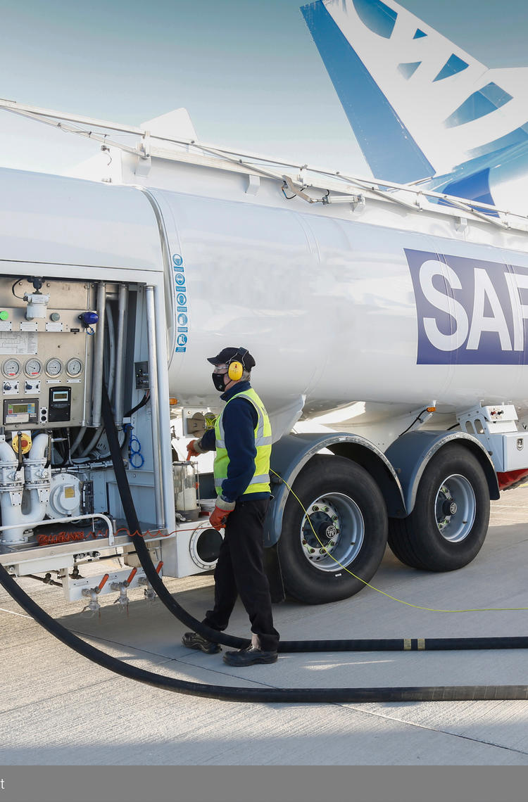 First flight of a beluga in broughton with saf First flight of a beluga in broughton with saf